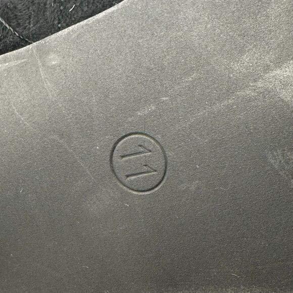 AMI CLUBWEAR Size 11 Black Faux Suede Over The Knee Chunky Shiny Gold Heel Boots - Picture 4 of 7